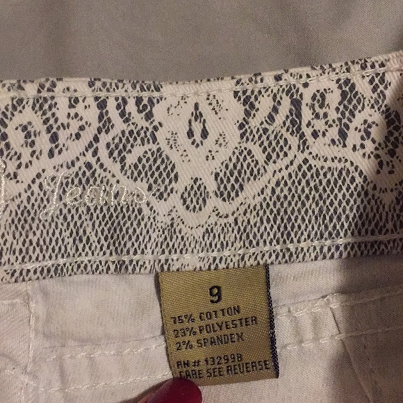 Jeans - Picture 5 of 5